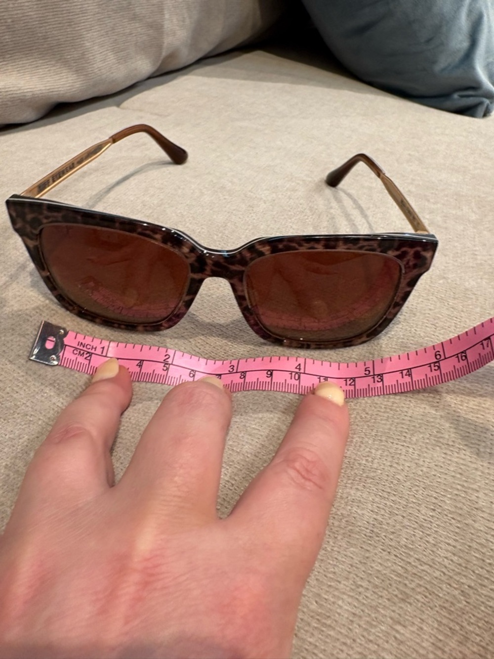 Diff Tortoiseshell Square Sunnies. Brown Lenses. Leopard. Like new with case. - Picture 5 of 7
